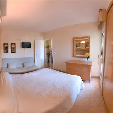 Appartement Benal Holidays *