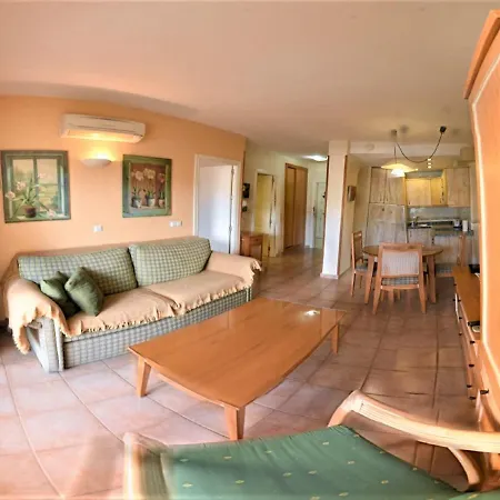Appartement Benal Holidays *