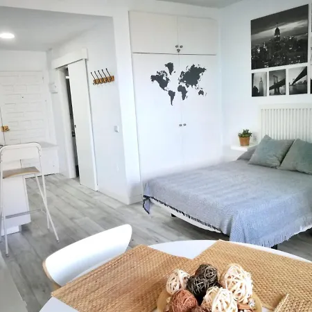 Appartement Benal Holidays