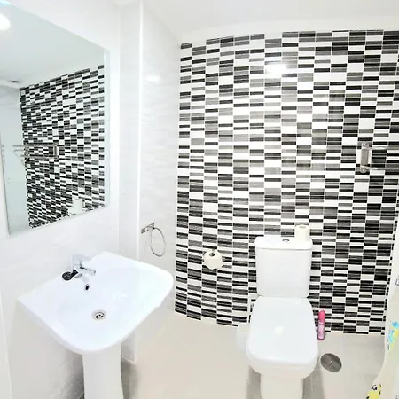 Appartement Benal Holidays