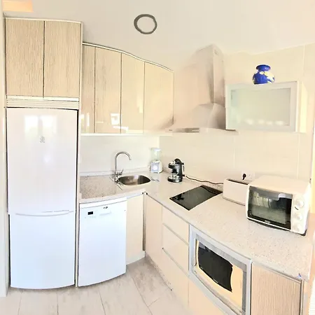 Appartement Benal Holidays